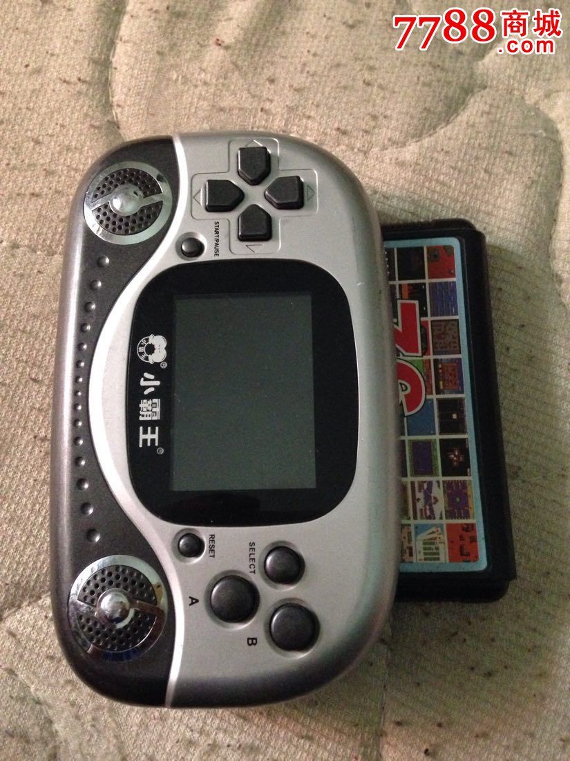 小霸王掌机fc游戏机掌上游戏机