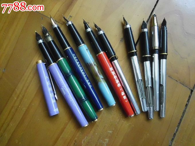 90年代钢笔10支全新
