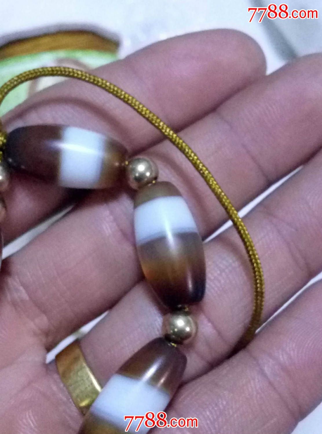 藏传天然玛瑙一线灰白天珠,线珠