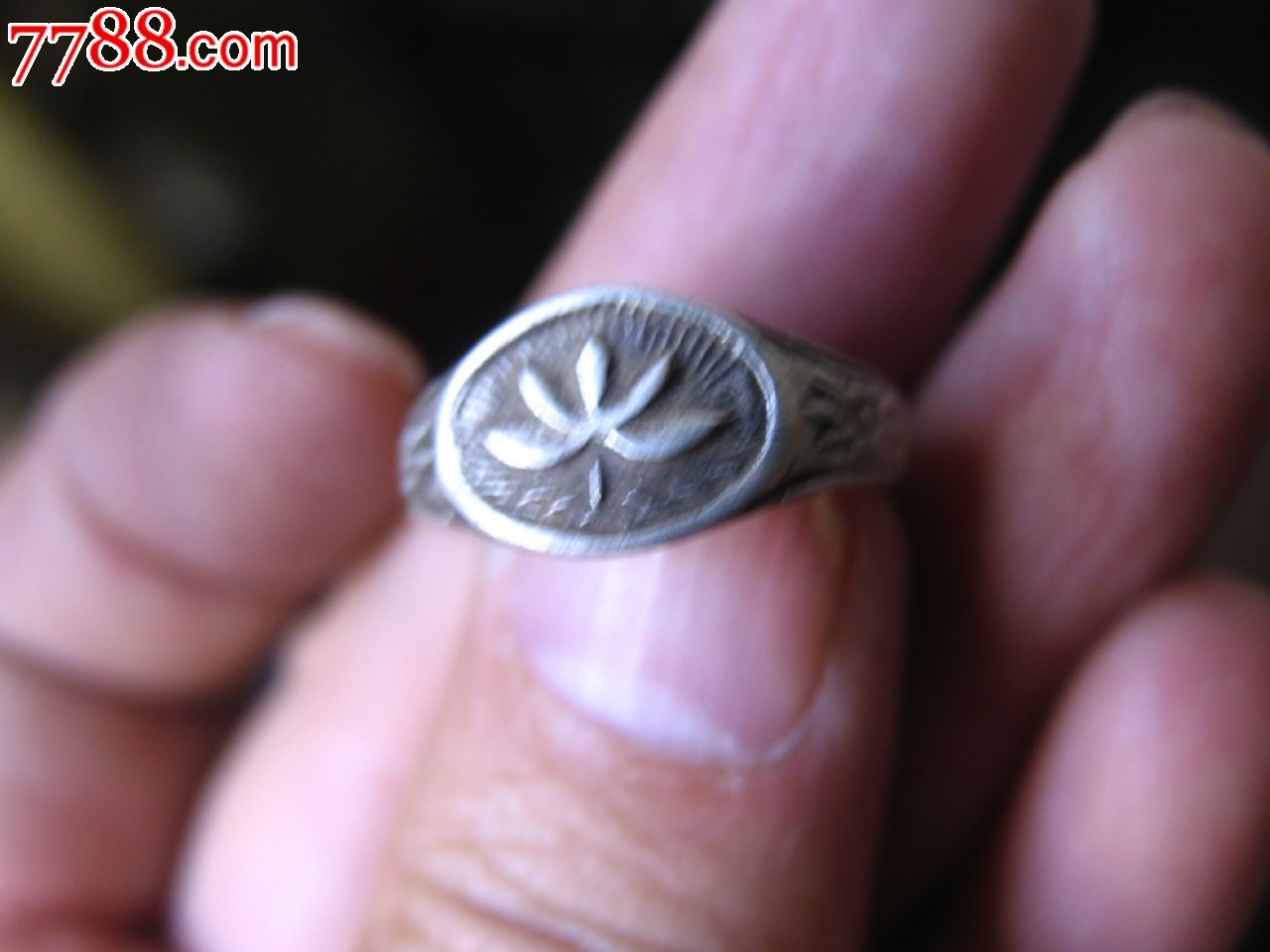 古玩古董民国手工压模花卉老银戒指