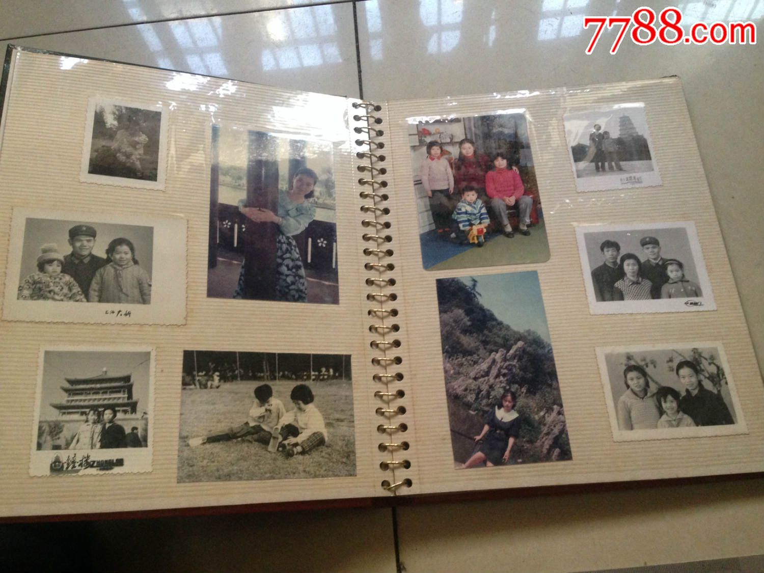 一本文革后期,80年代早期彩照相册-价格:30元-se36268768-老照片-零售