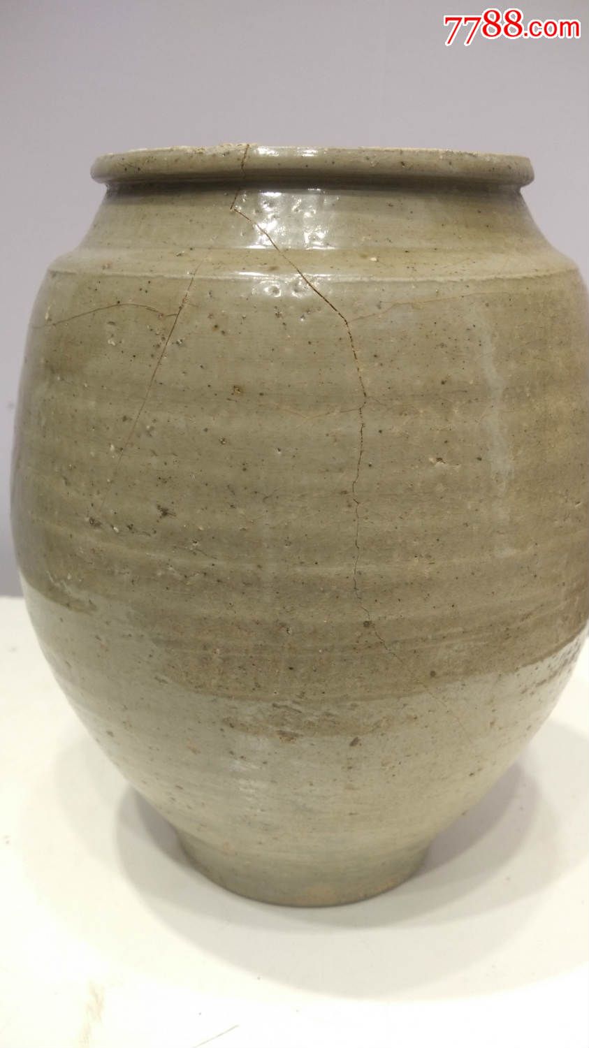 出土宋代陶罐,有多条冲线