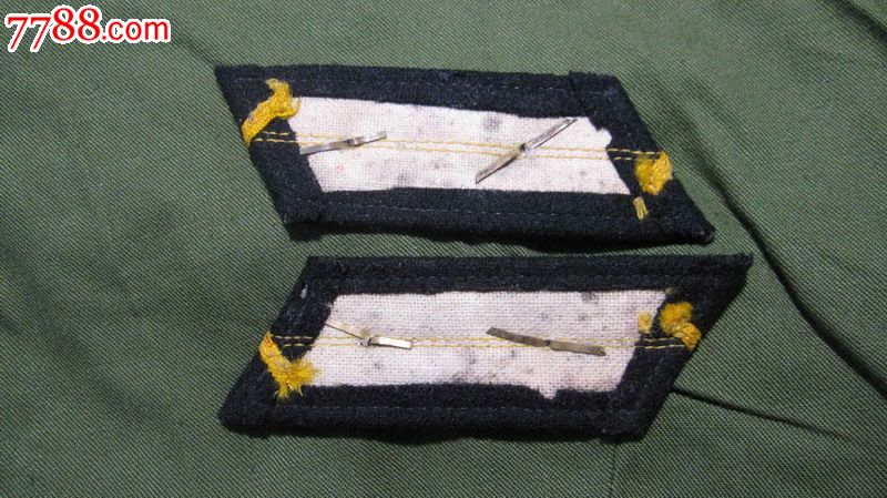 55海军通信兵下士大衣领章