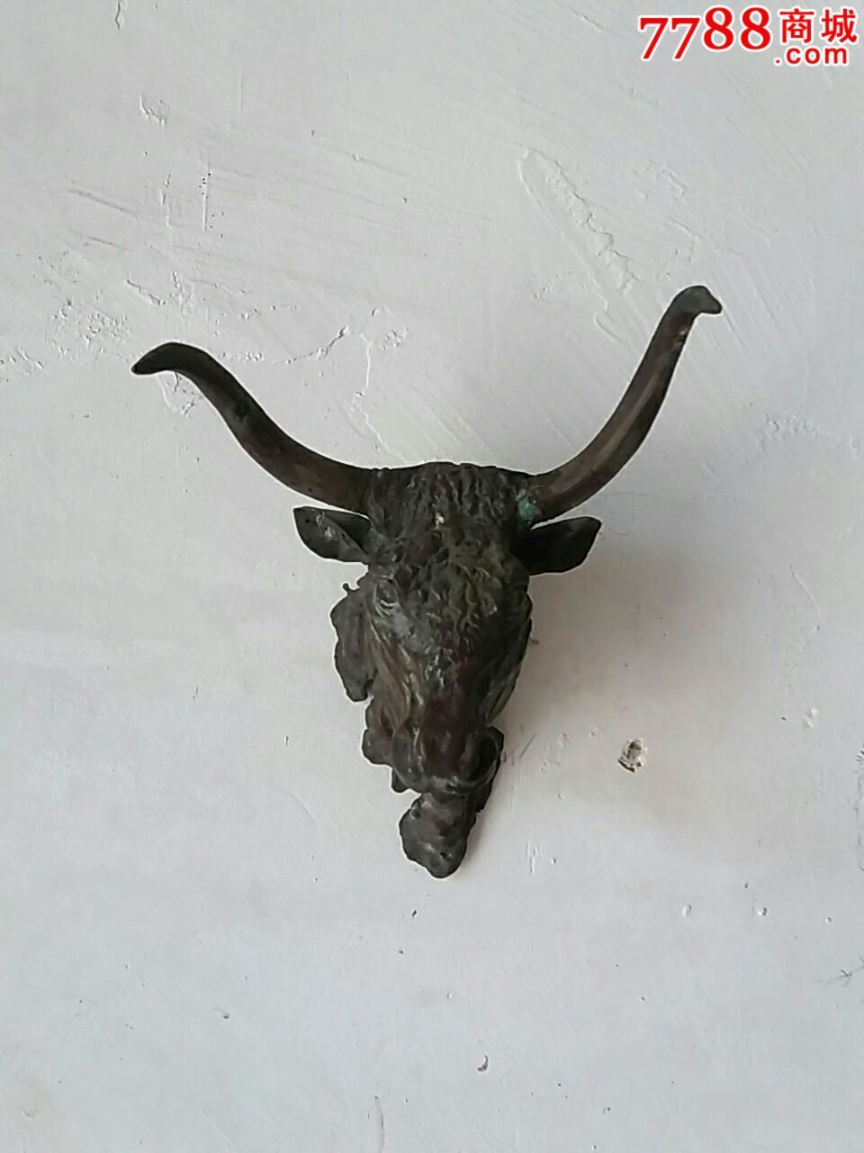 铜牛头摆件