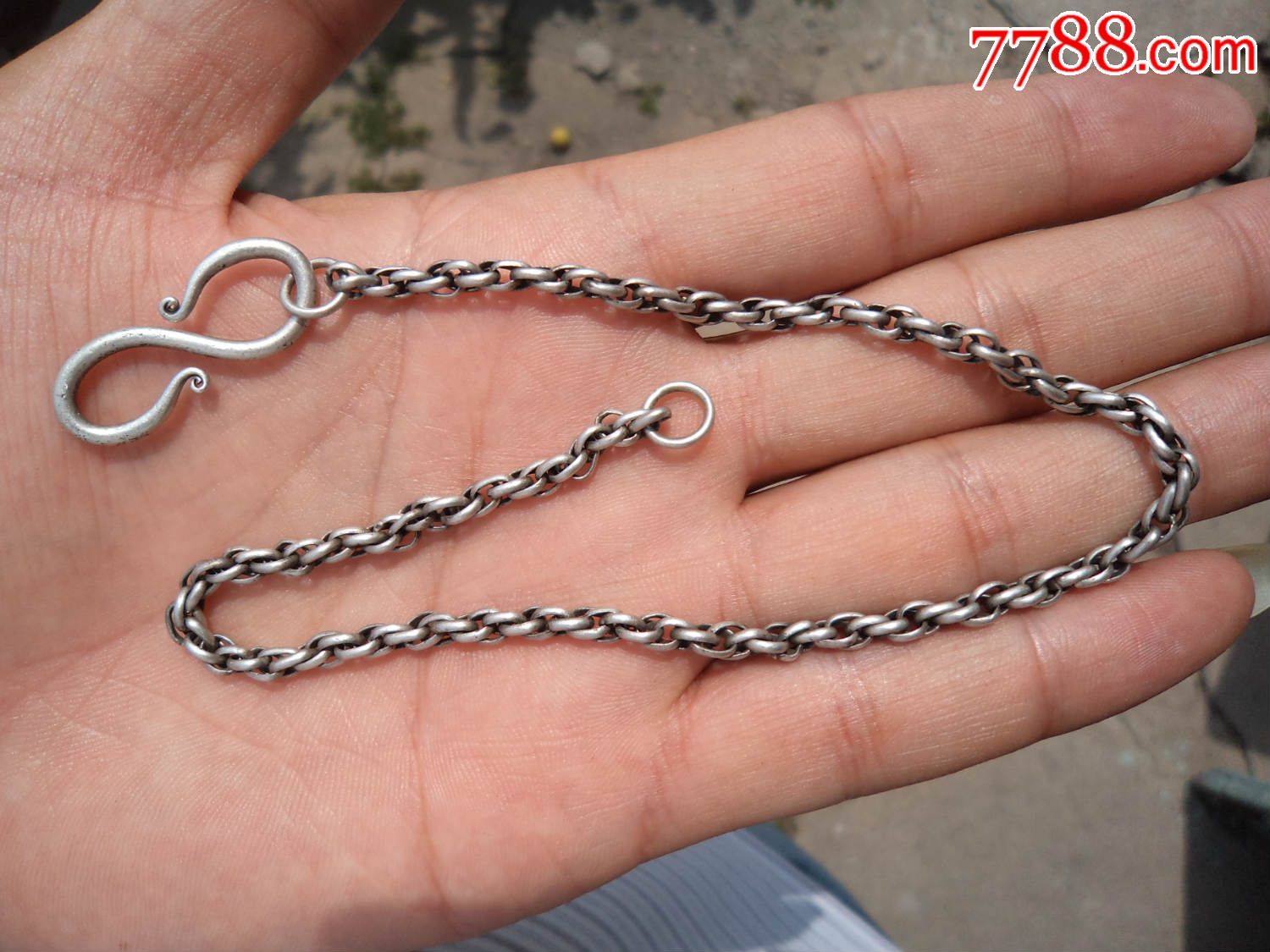 1111 品种: 银锁/银项链-银锁/银项链 属性: 其他银锁/银项链,,清朝