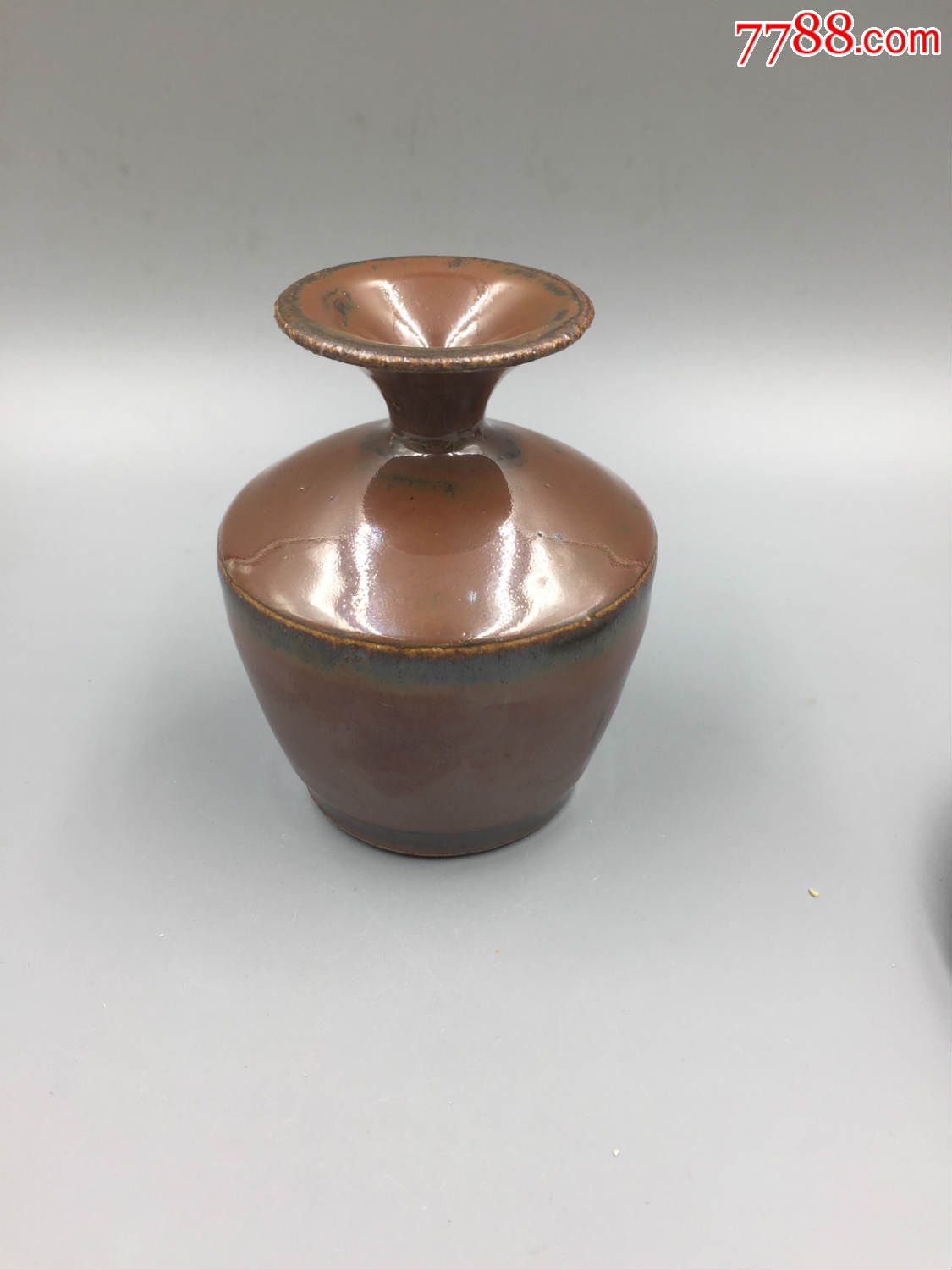 插花利器---明代介休窑紫金釉小赏瓶··368元