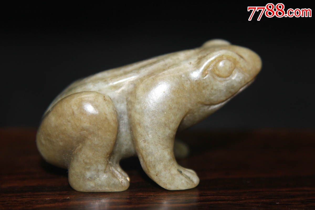 清代青玉青蛙