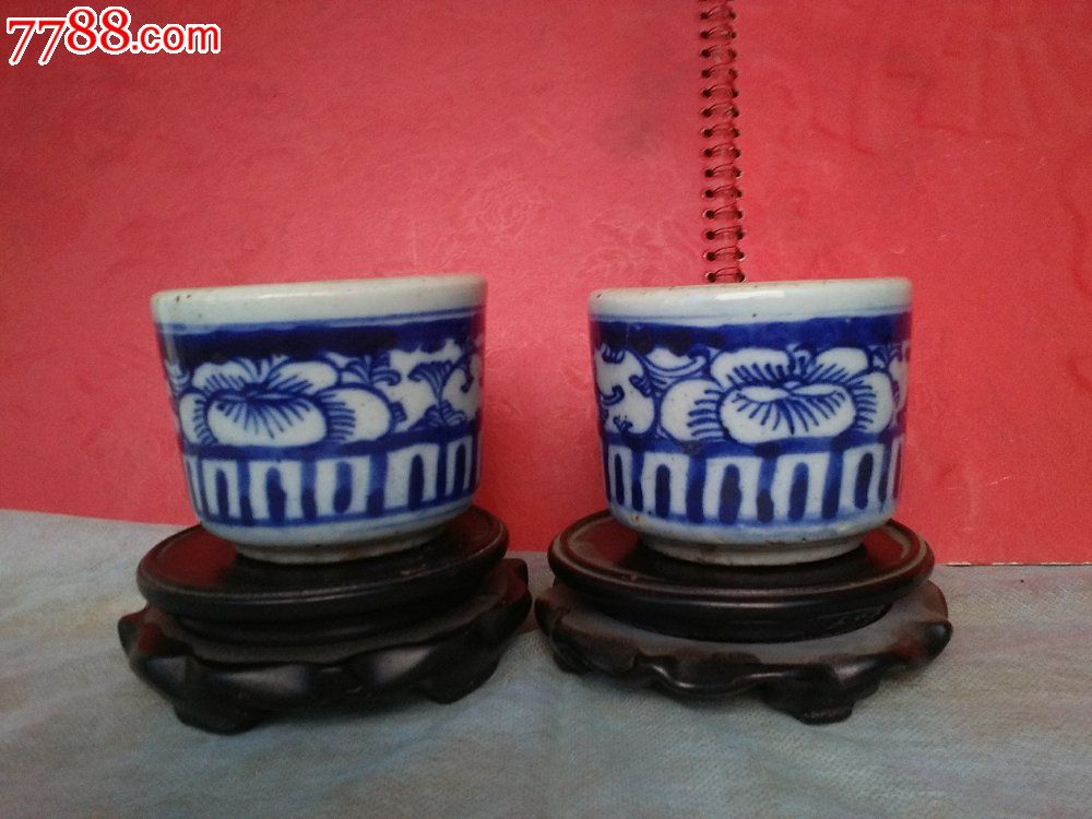 好品道光青花香炉一对
