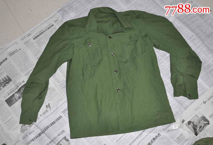 全新65陆空军干部正一号长袖绿色棉布衬衣(紧袖口式,3504厂81年)