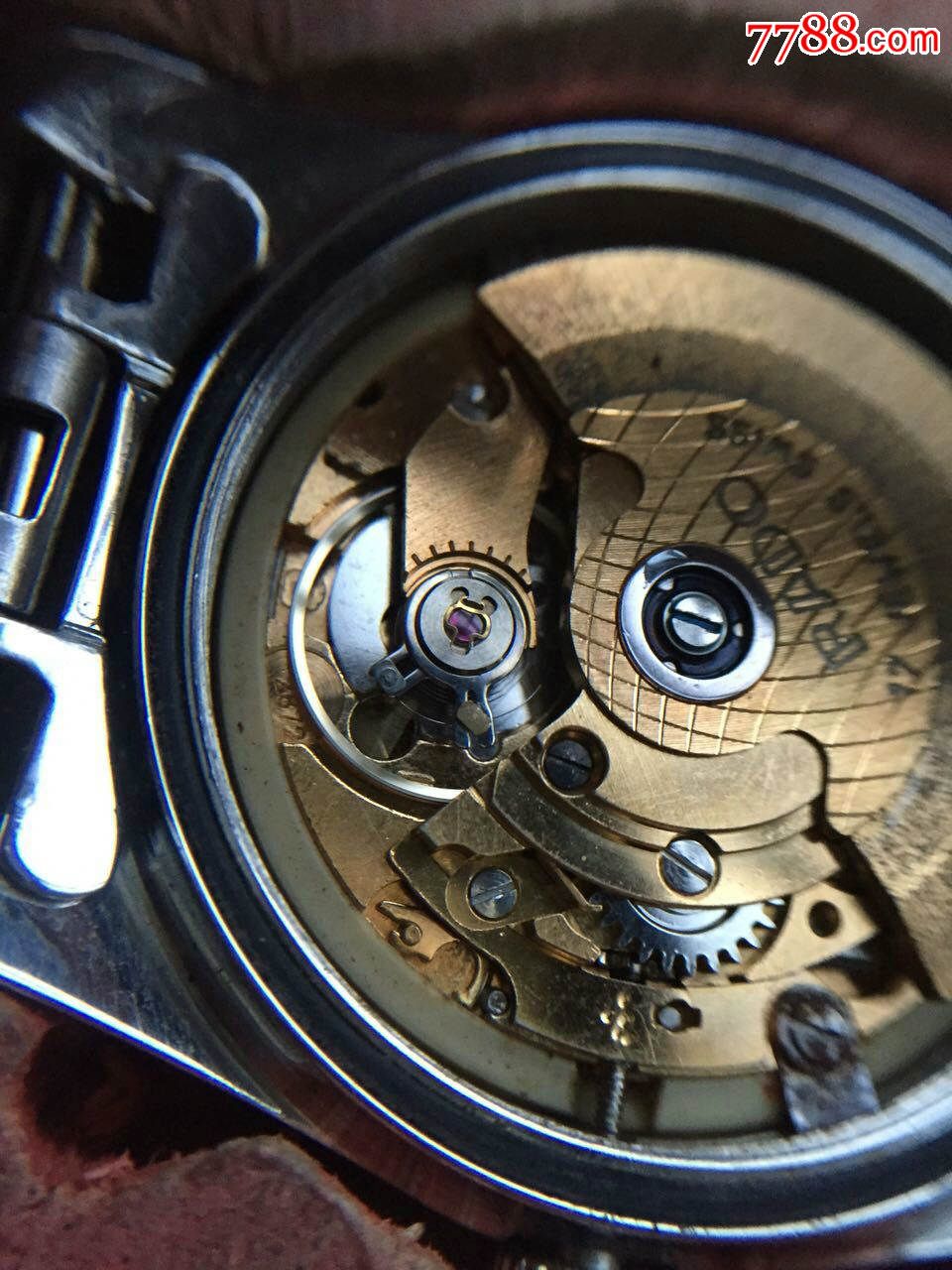 红标瑞士雷达全自动单日历男机械表机芯2872