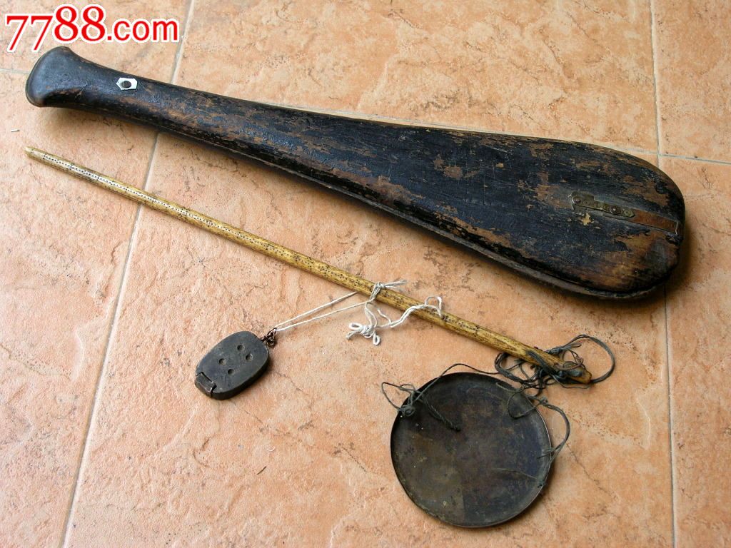 度量衡收藏1608b1-清末民国骨杆铜砣多刻度老木盒戥子秤一套