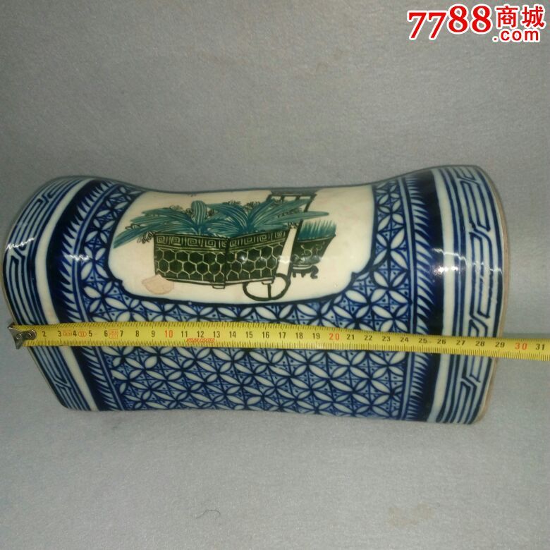 磁州窑青花枕