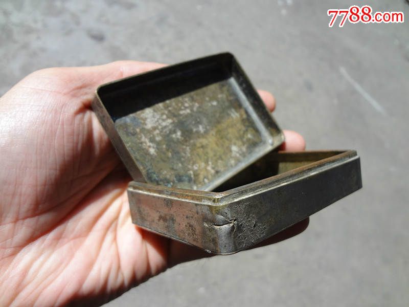 北平款老墨盒一件