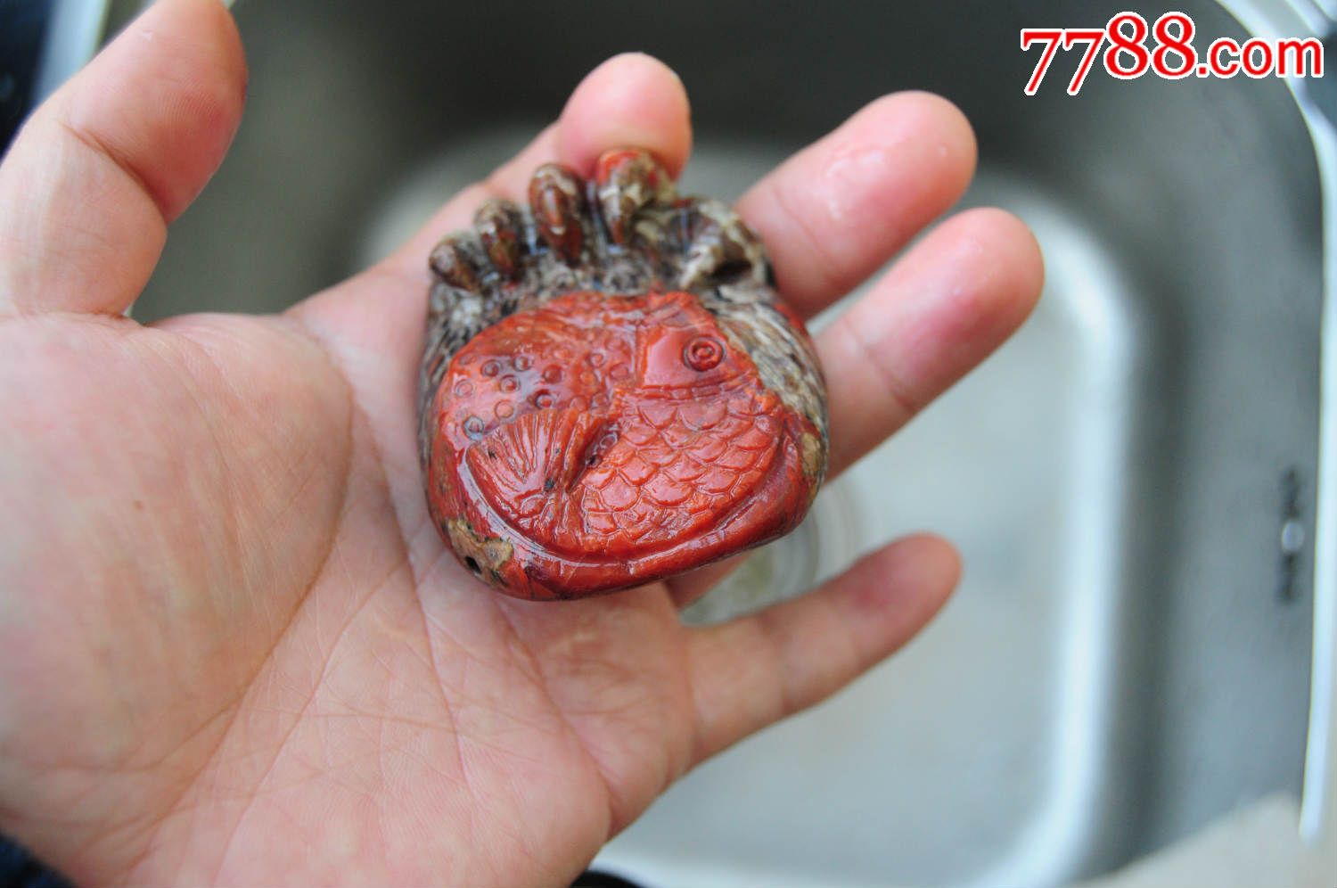 战国红玛瑙把件之鱼与熊掌