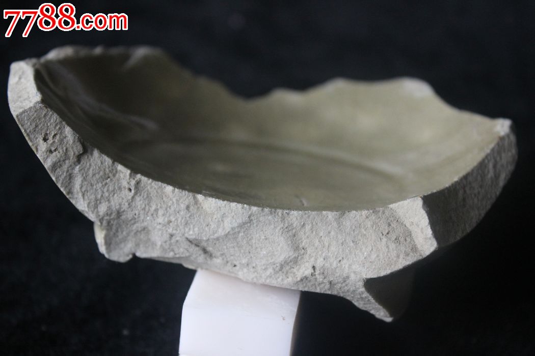宋代上林湖越窑遗址青瓷器碗底冰裂瓷片最宽处110mmyy.1302