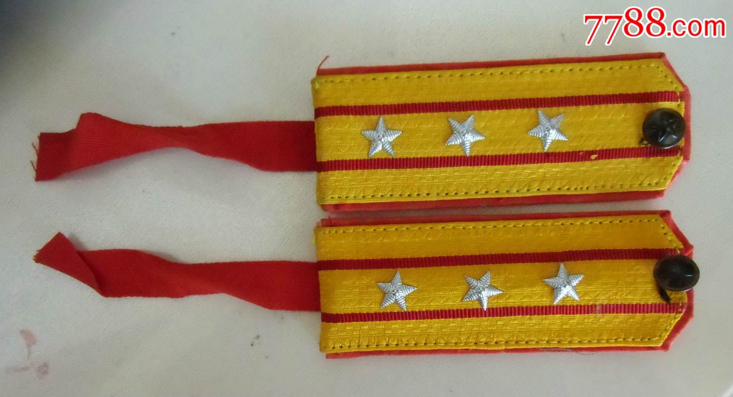 朝鲜人民军肩章2杠三星的_老肩章\/领章\/领花_