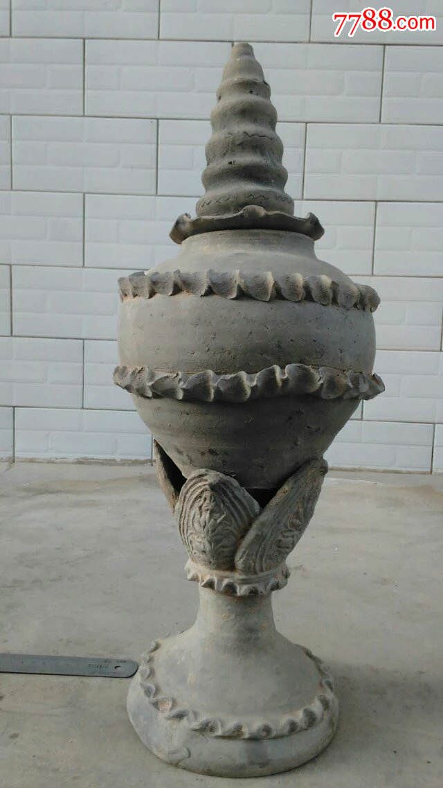 西北出精美唐代灰陶莲花座塔式罐2千包快,51/20/18厘米大小,议价不回