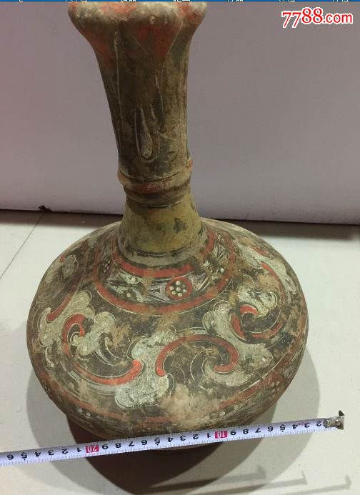 汉代时期彩绘蒜头瓶一个