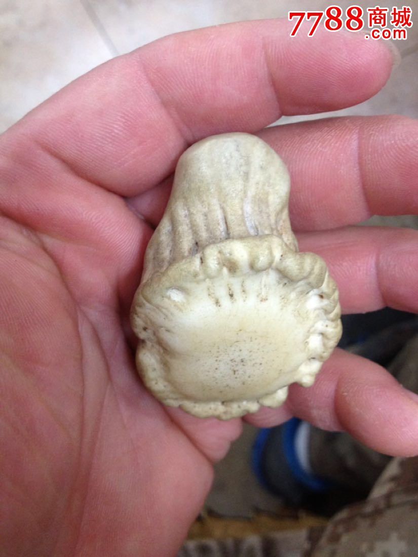 民国时期鹿角帽做的烟袋别子