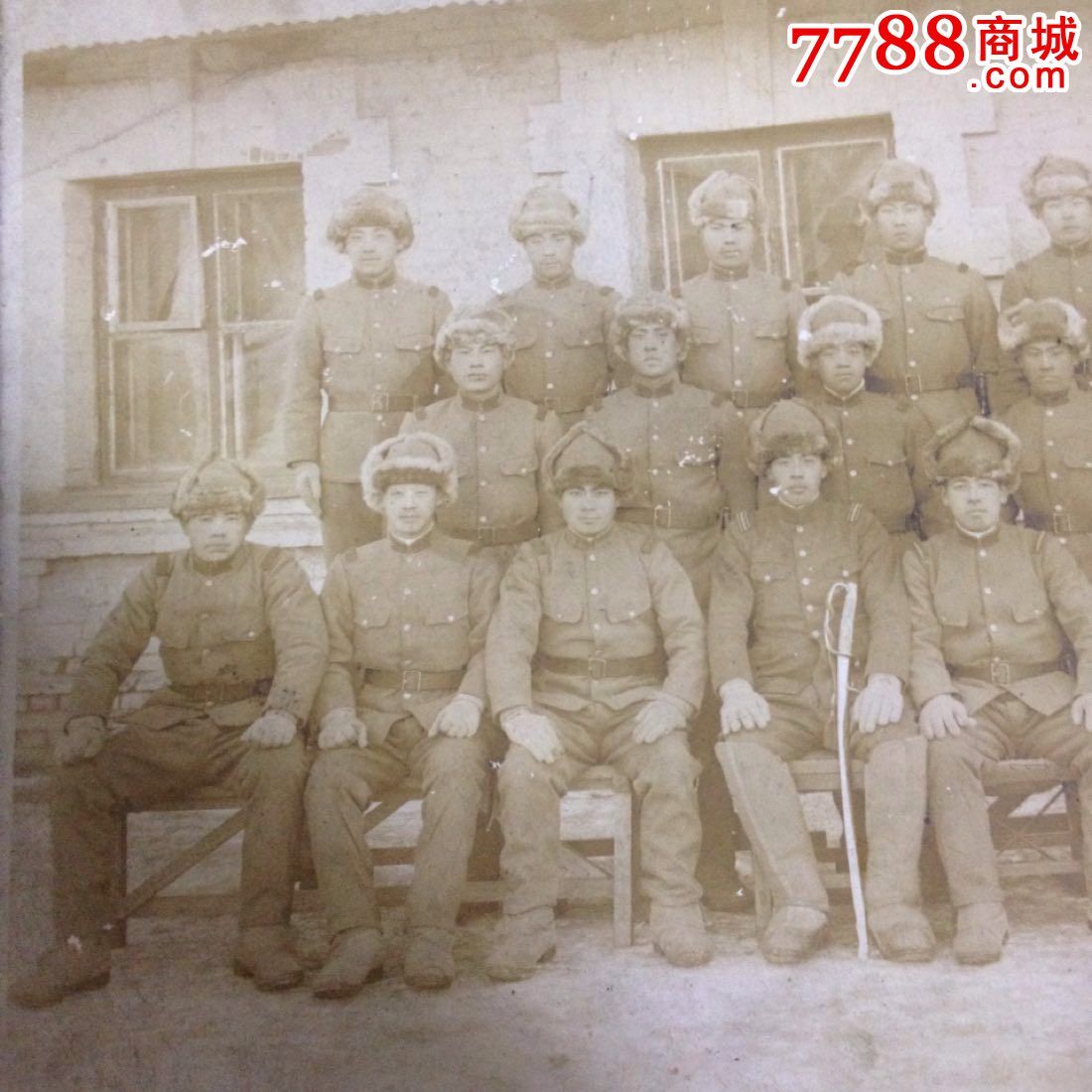 满洲国时期鬼子驻扎东北的关东军集体照