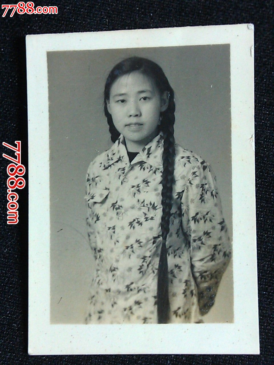 70年代女性的代表发型图片