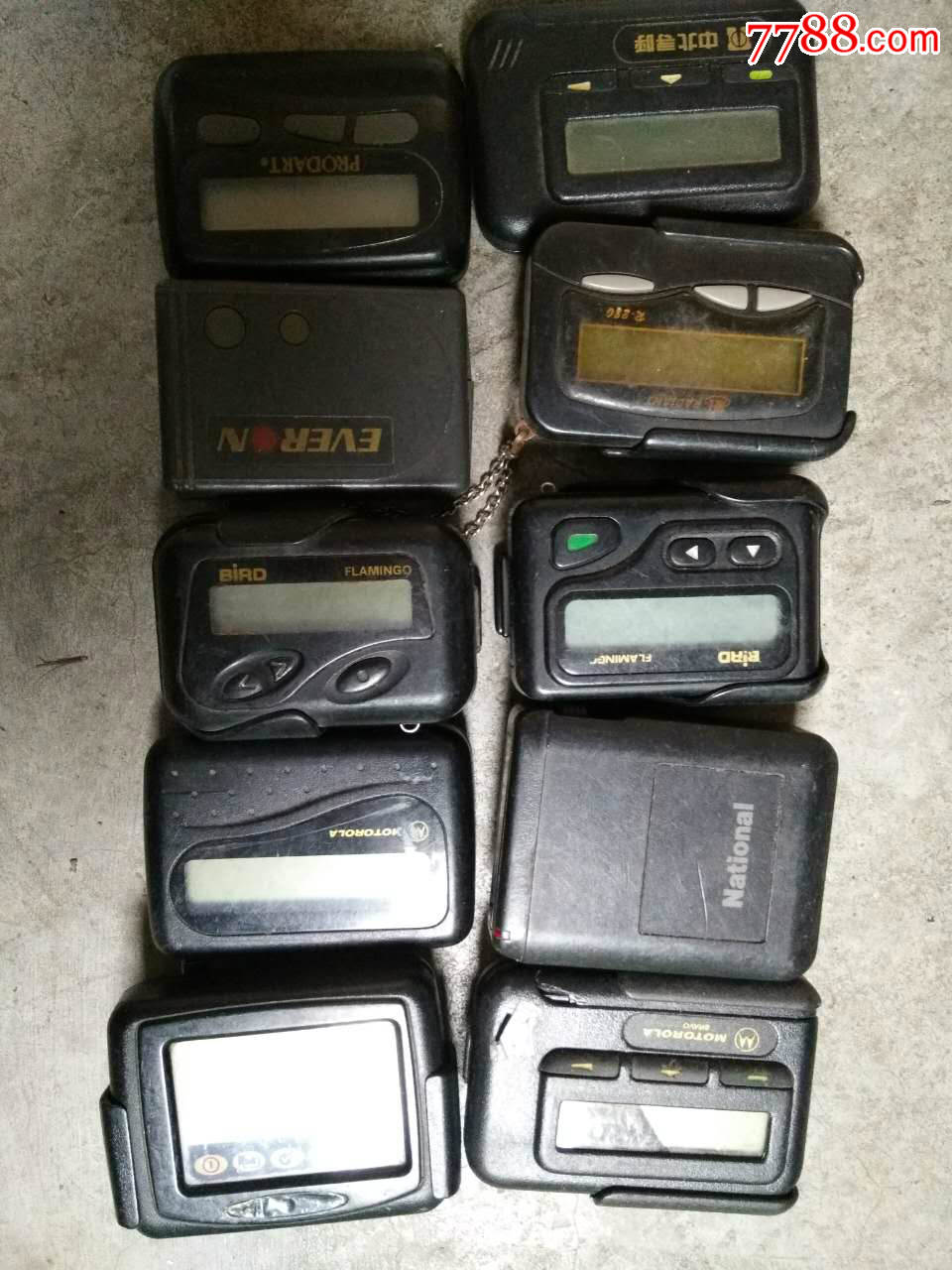 bb机低价出售bp机