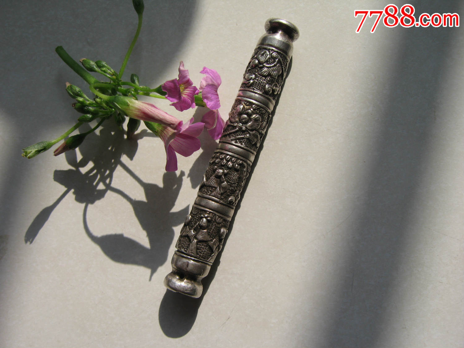 清代人物瑞兽花草银针筒_价格800元_第1张_7788收藏__中国收藏热线
