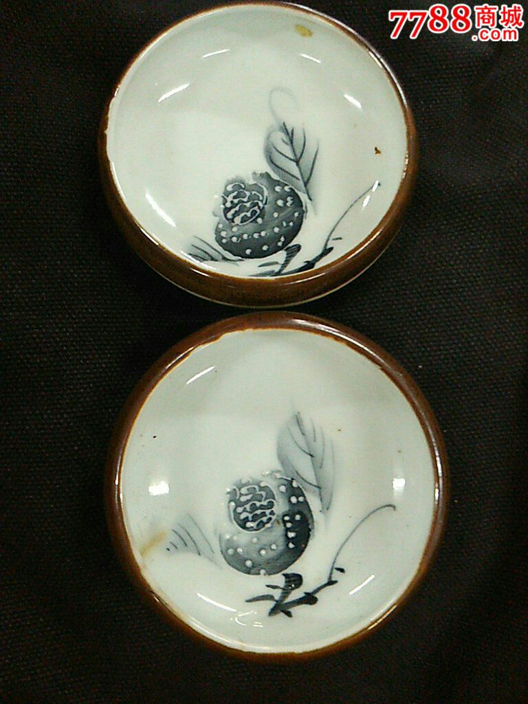 民国袖珍文房瓷笔洗一对