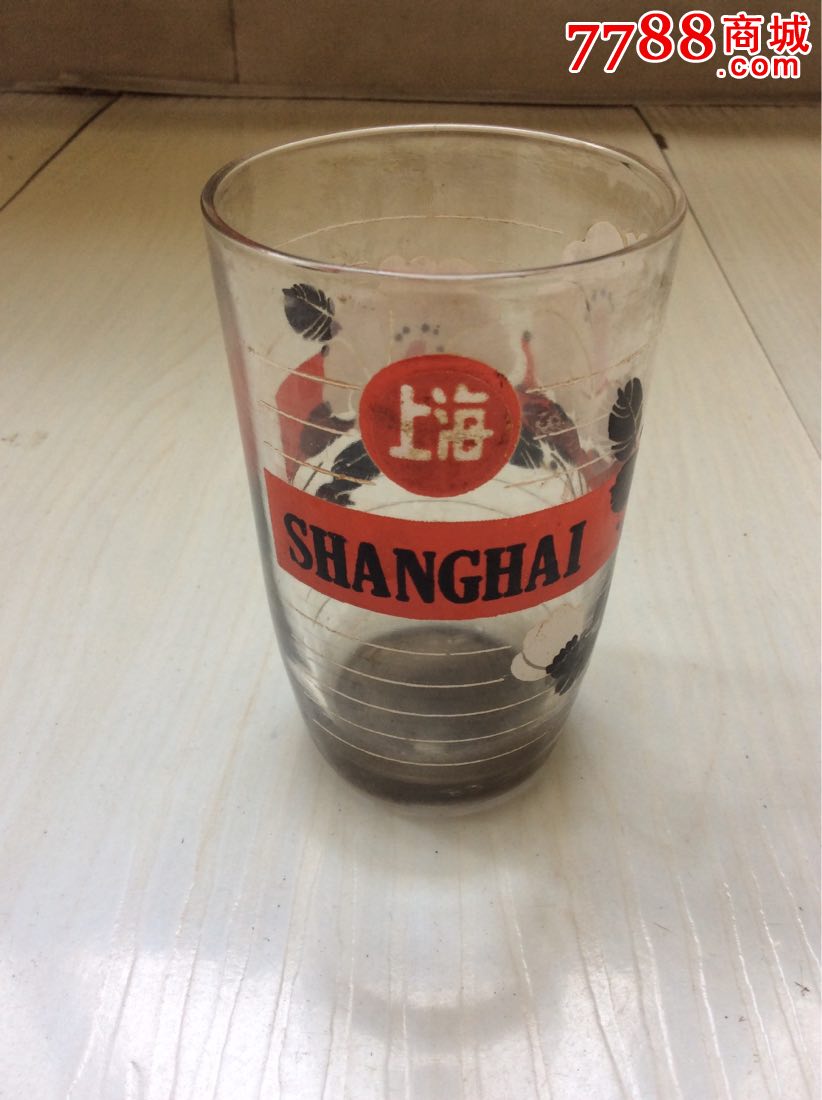 老玻璃杯