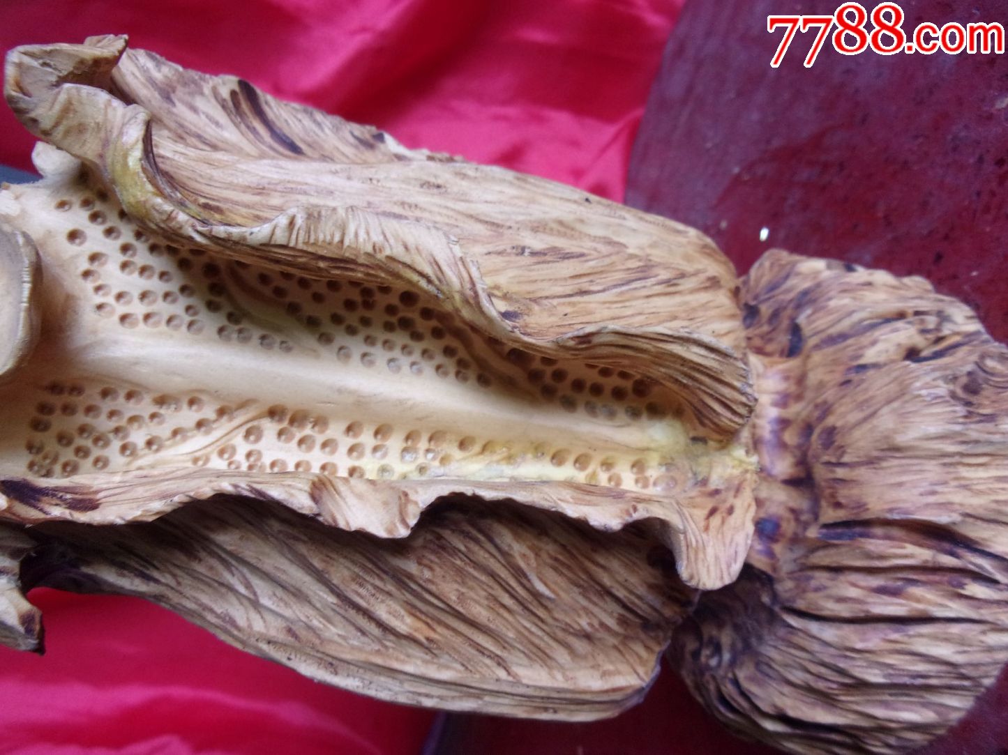 一口价黄杨木花鸟白菜雕像摆件笔筒,我这还有两个没有开裂完整的