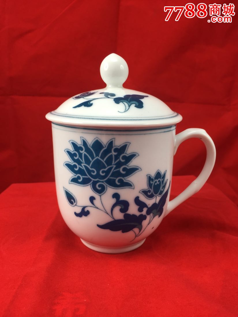 群力139釉下薄胎青花胜利杯