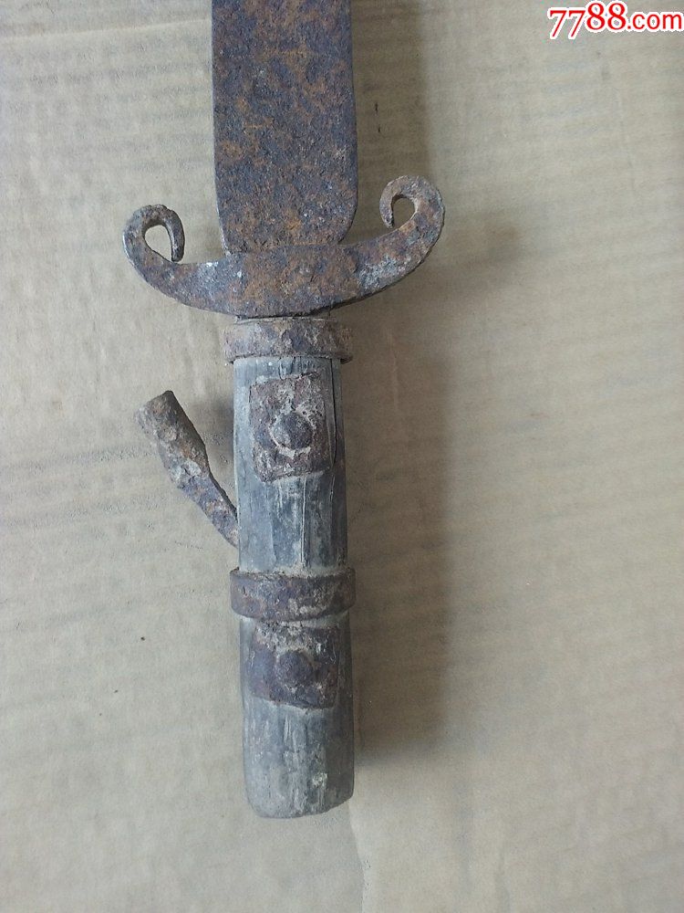 明代怪把厚背长刀