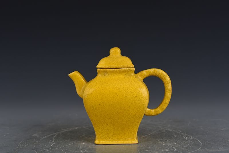 五代十国后周柴世宗柴瓷柴窑壶