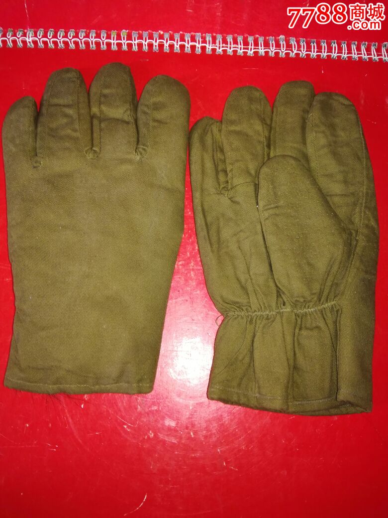 抗美援朝时期手套