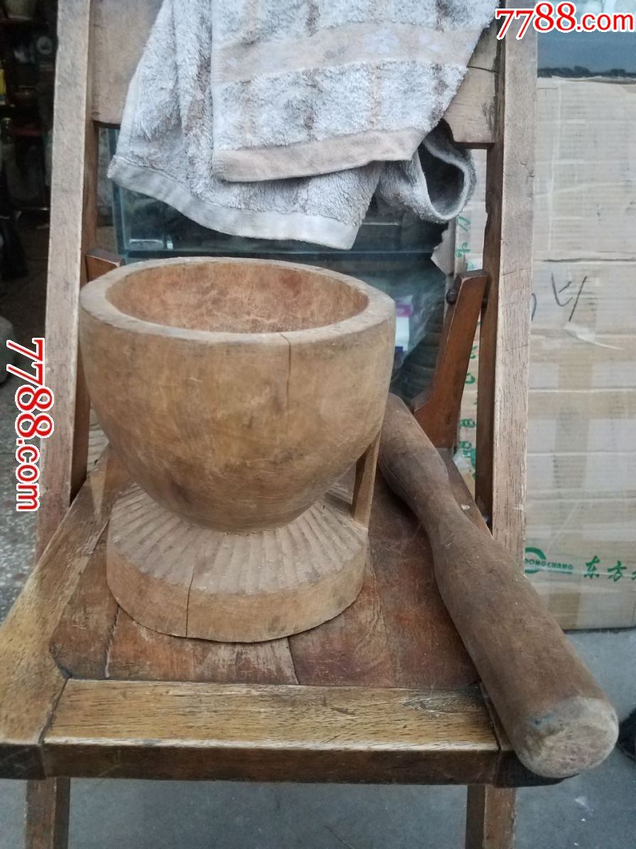 漂亮的带手把的整木雕木臼一个捣药