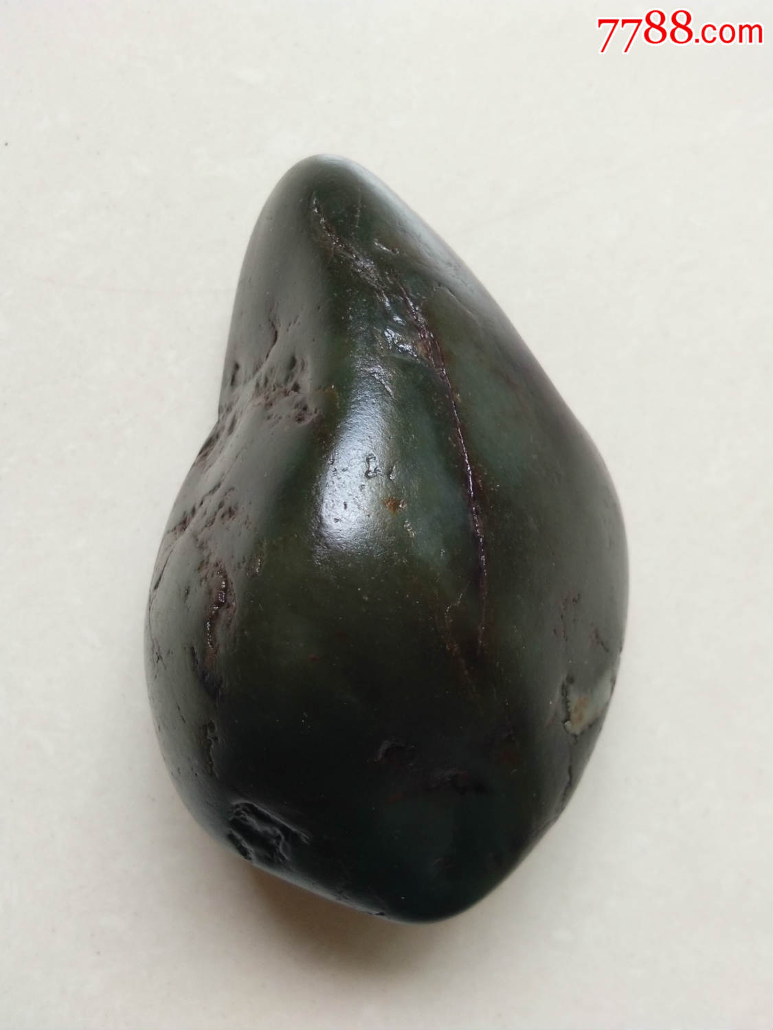 和田玉沙枣青碧玉籽料原石