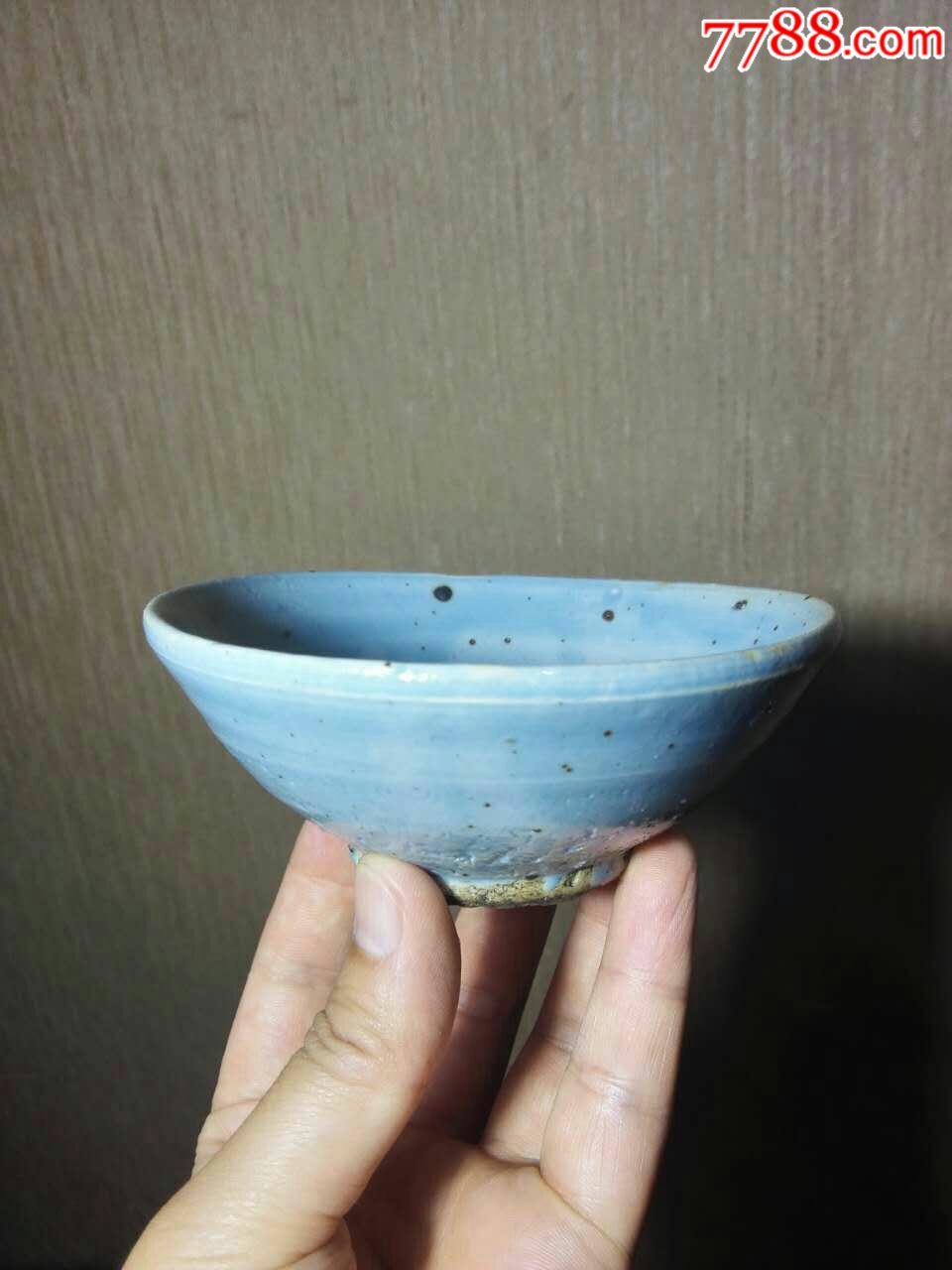 浅蓝釉茶碗