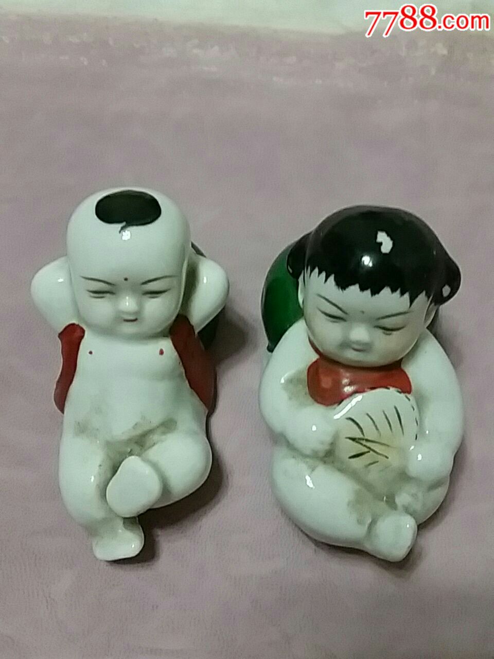 喷彩手绘瓷娃2个