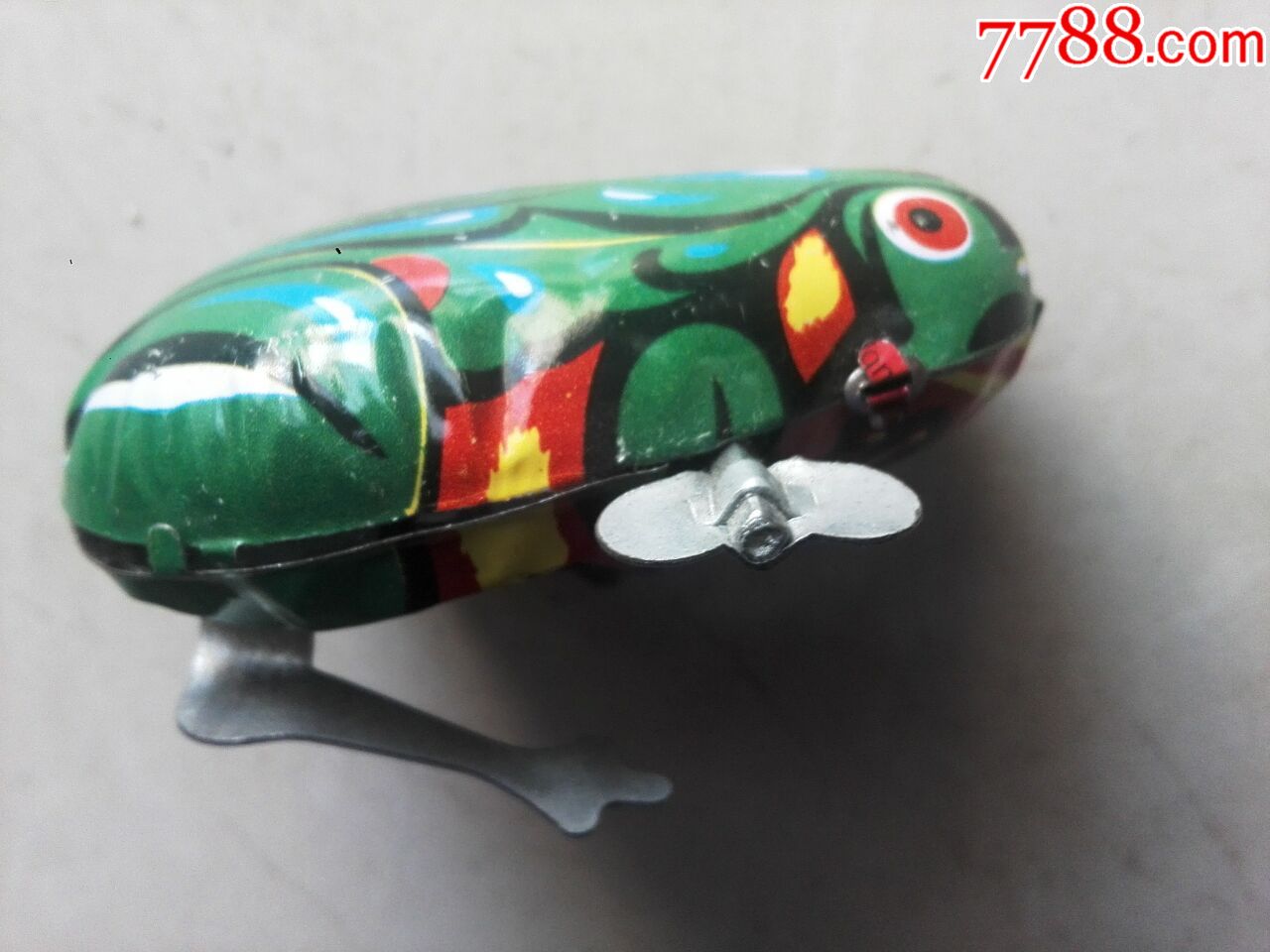 老式铁皮玩具蛤蟆