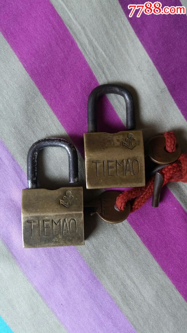 一对老铜锁,铁锚牌