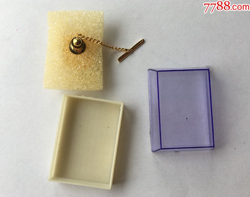 体育徽章中国毽球协会纪念章原盒库存品保真品好