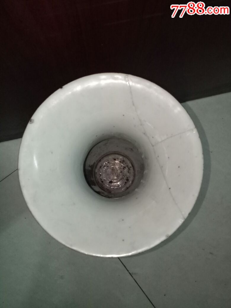 漂亮的硬粉彩花弧