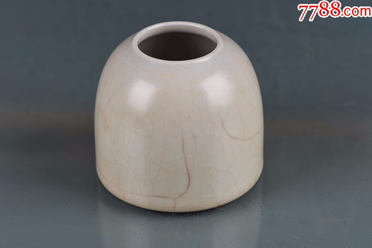 宋官窑金丝铁线纹水盂