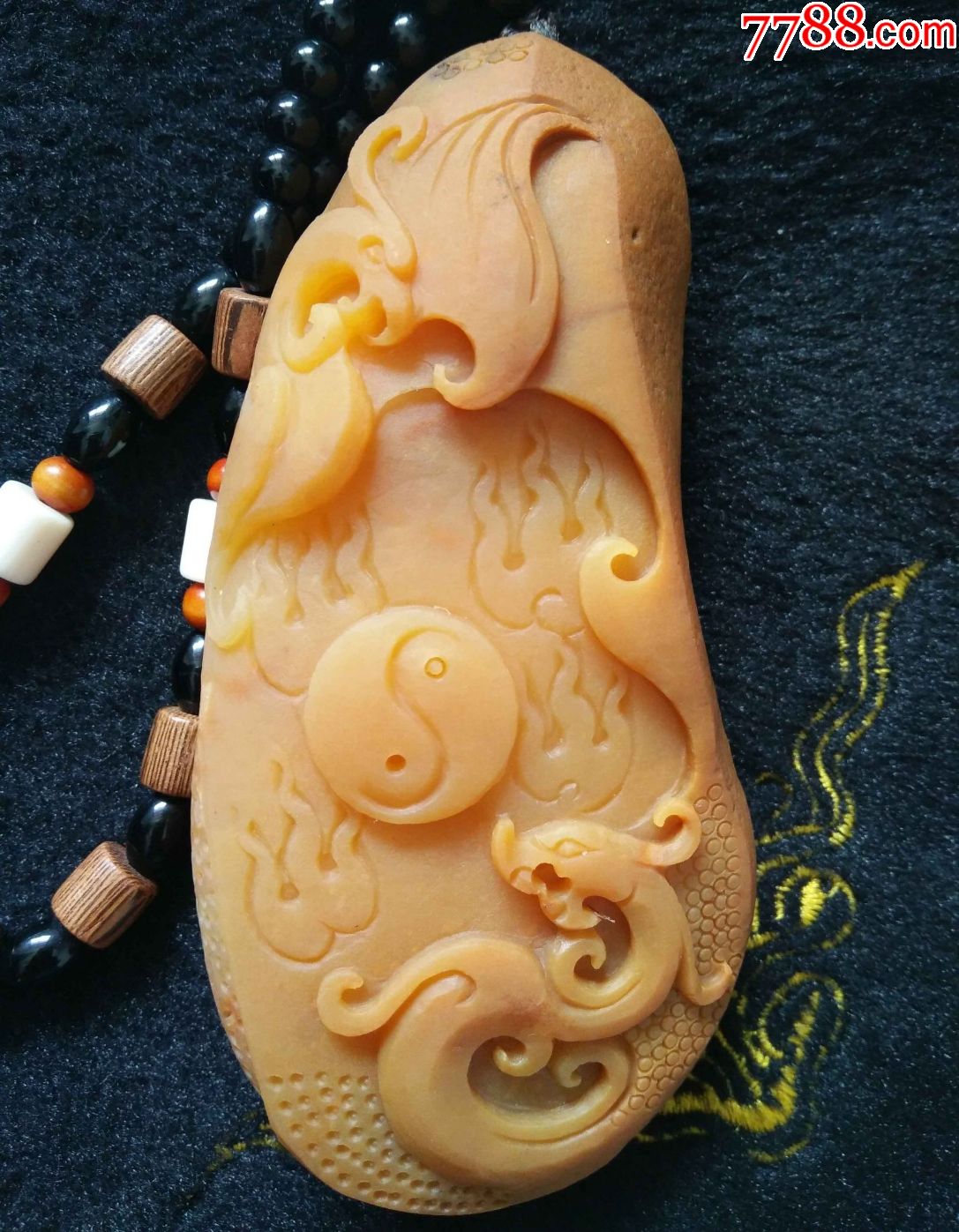 黄龙玉籽料手把件龙凤呈祥