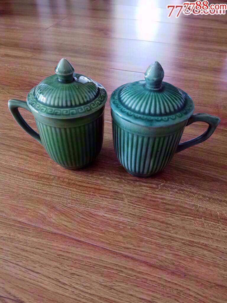 60年代绿色釉老瓷杯子一对_价格100.