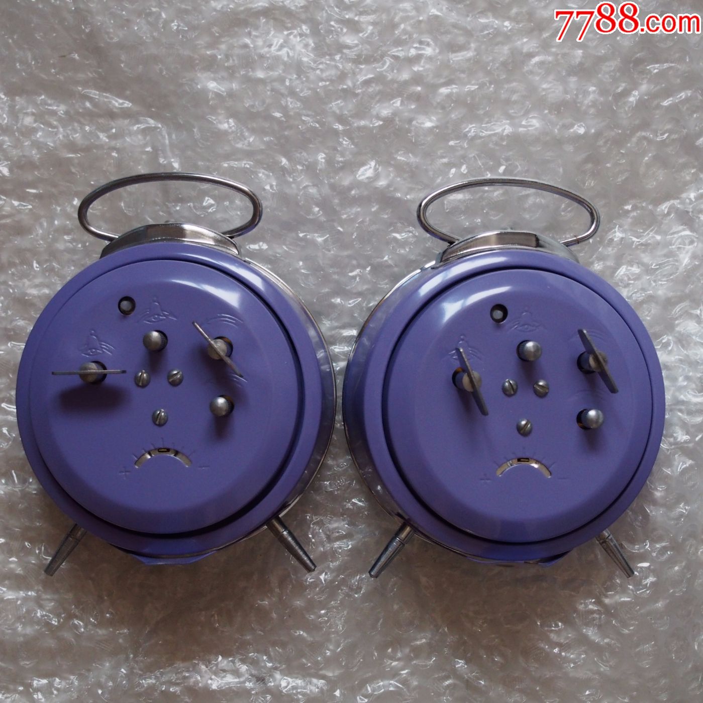 白鸽双铃马蹄表