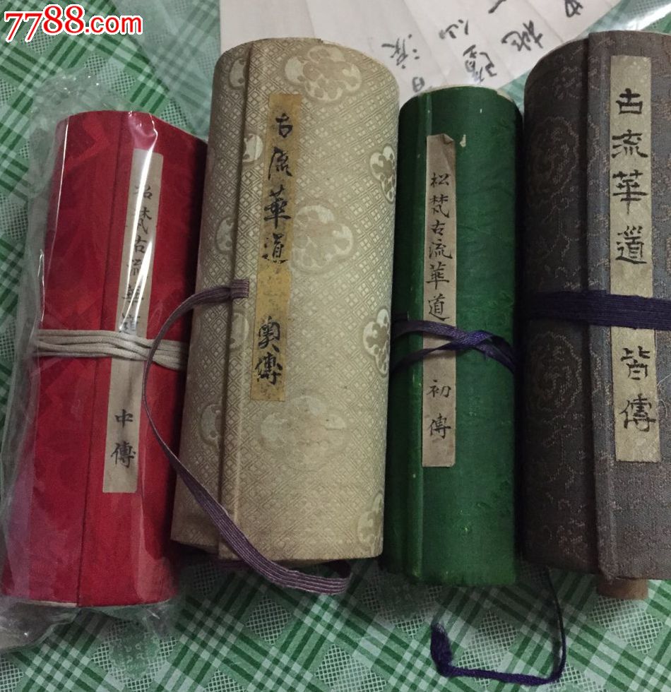 日本插花手绘卷轴