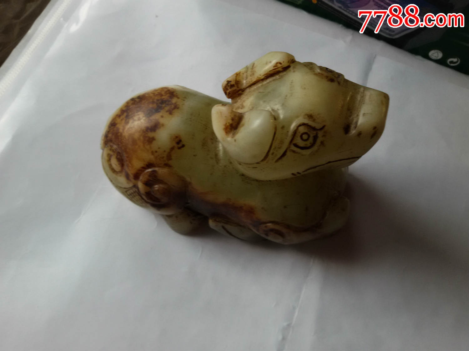 出土古玉老玉汉代和田玉牛青白玉牛摆件