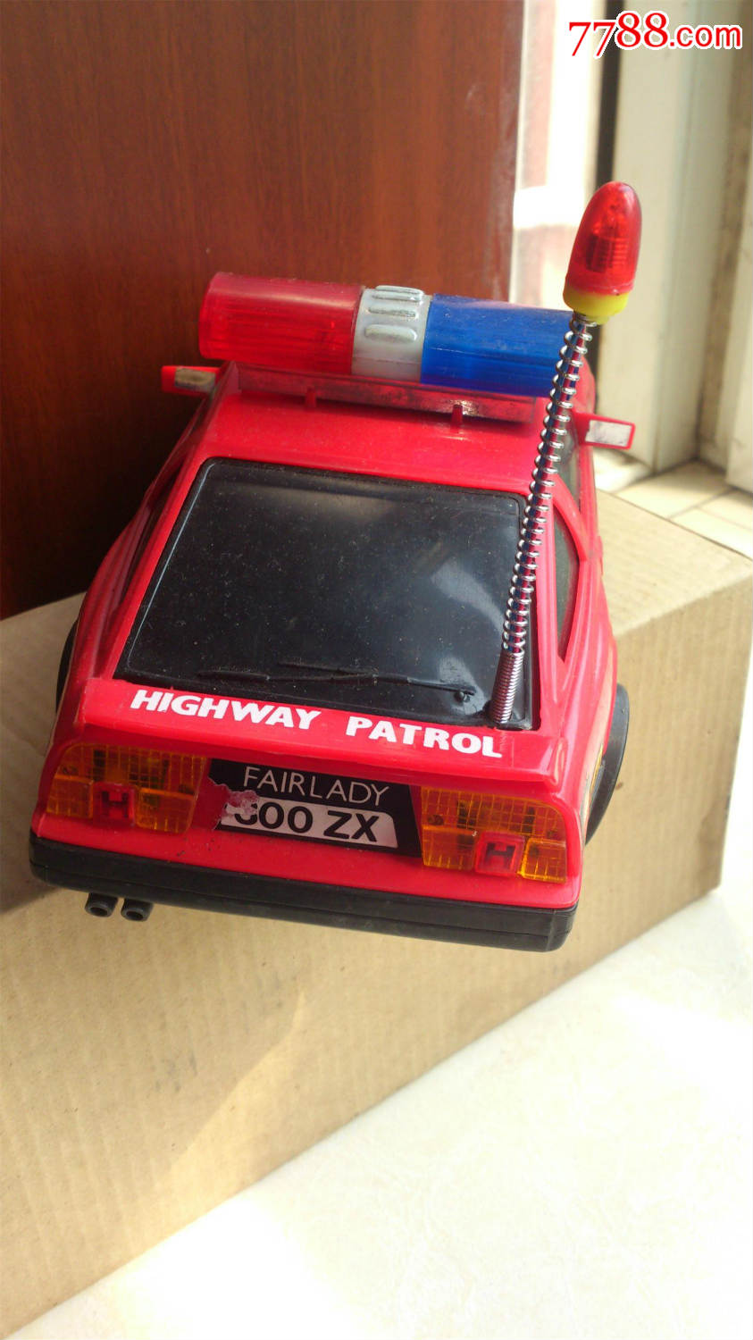 怀旧经典收藏九十年代电动红色塑料玩具警车