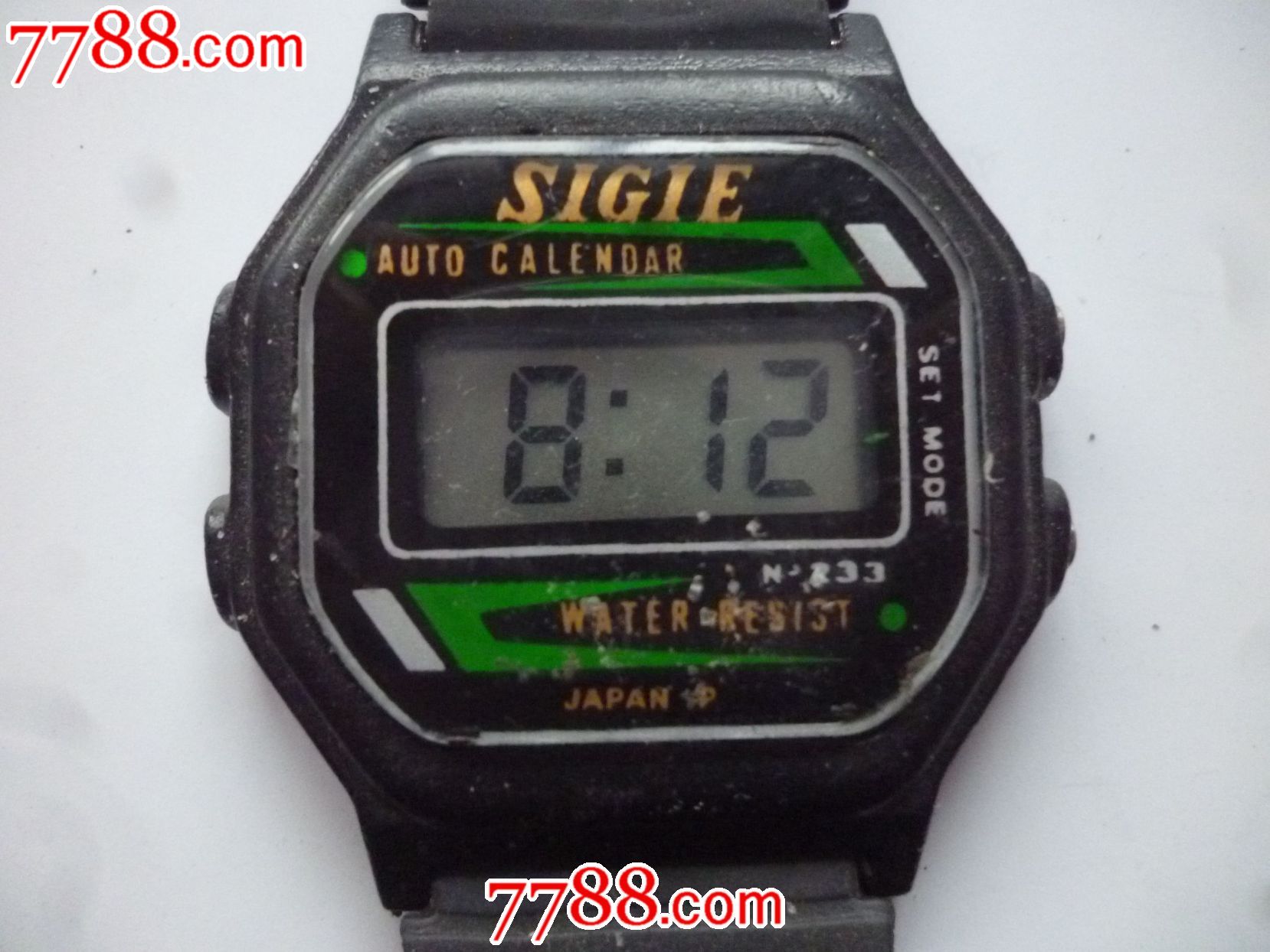 怀旧经典最早期的全新!数字【sigie】男士电子石英表一块!